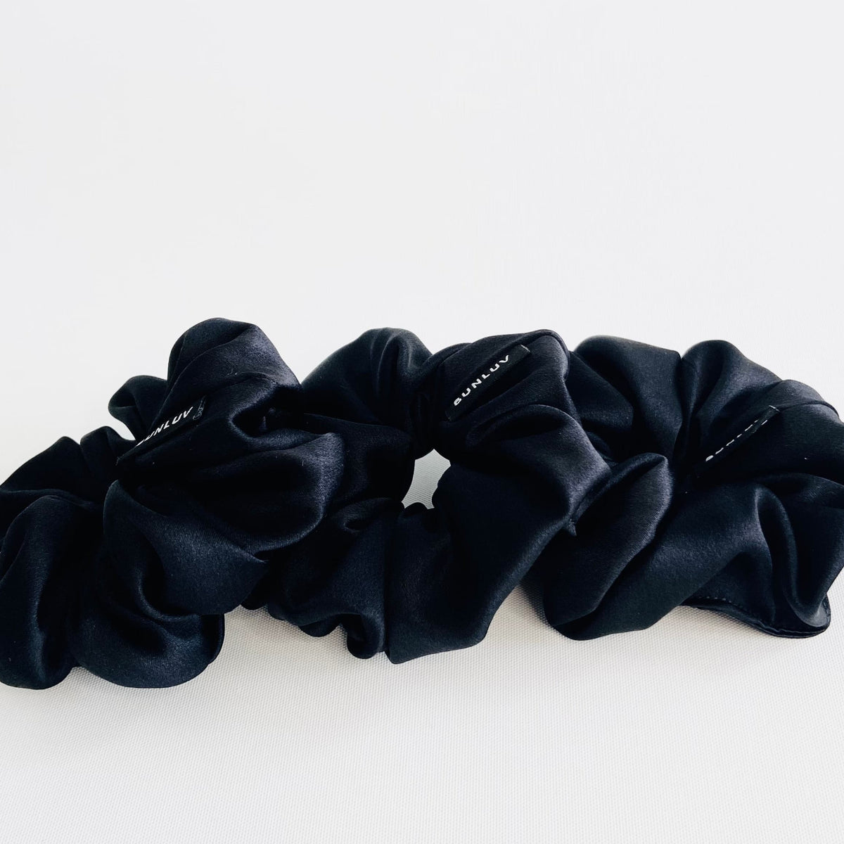 Set of 3 black mulberry silk bunluv smartcore scrunchies no box